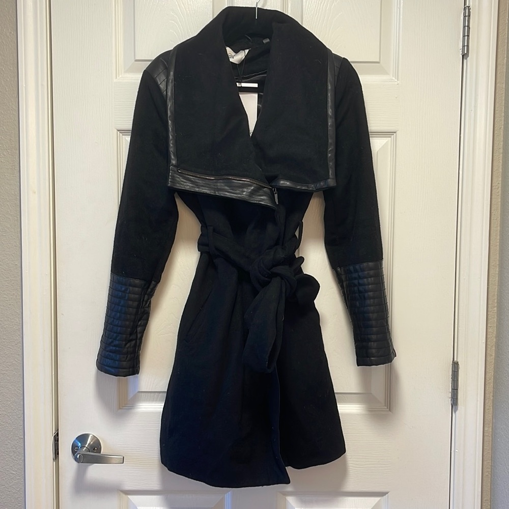 Belle by Badgley Mischka Loren Jacket, Size M